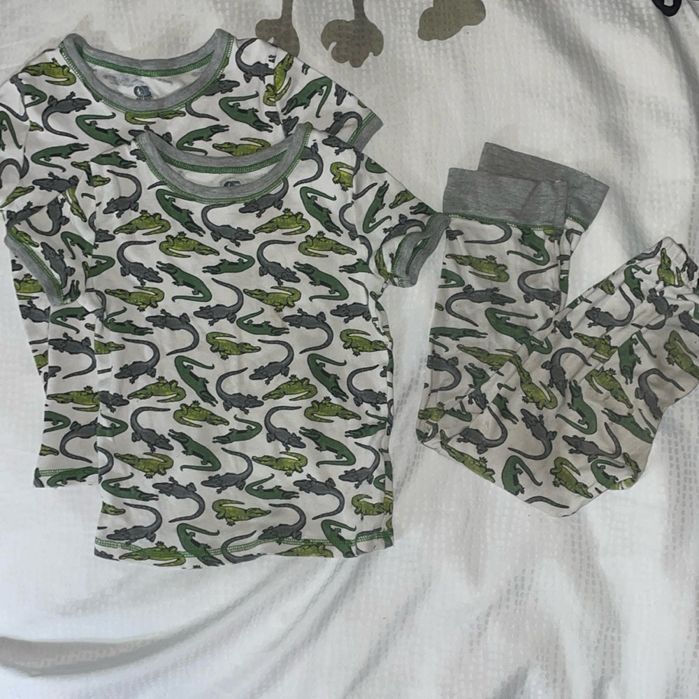 Only Boys size 6 Dinosaur Pajamas (two matching shirts and sleep pants)